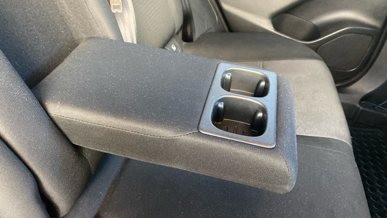 Nissan Qashqai 1.3 DiG-T MH N-Connecta 5dr Petrol Hatchback